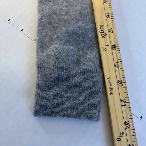 Quince Womens 100% Cashmere Crew Neck Sweater Heather Gray Luxury Medium Cozy - Picture 8 of 12